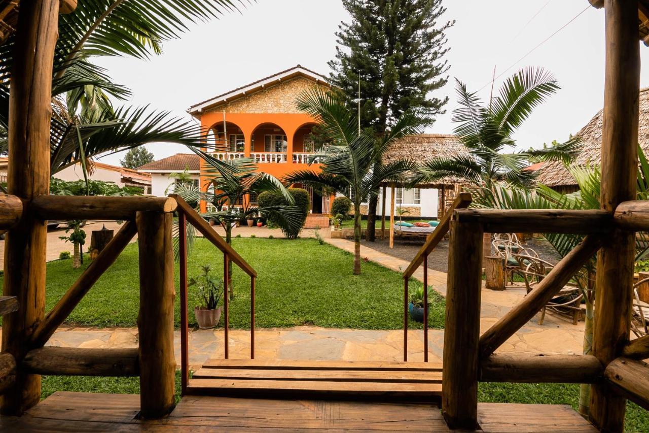 Hostel Poa *